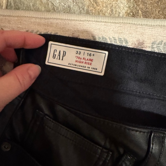 GAP 70s vegan leather flare size 16 short NWT - Picture 4 of 6